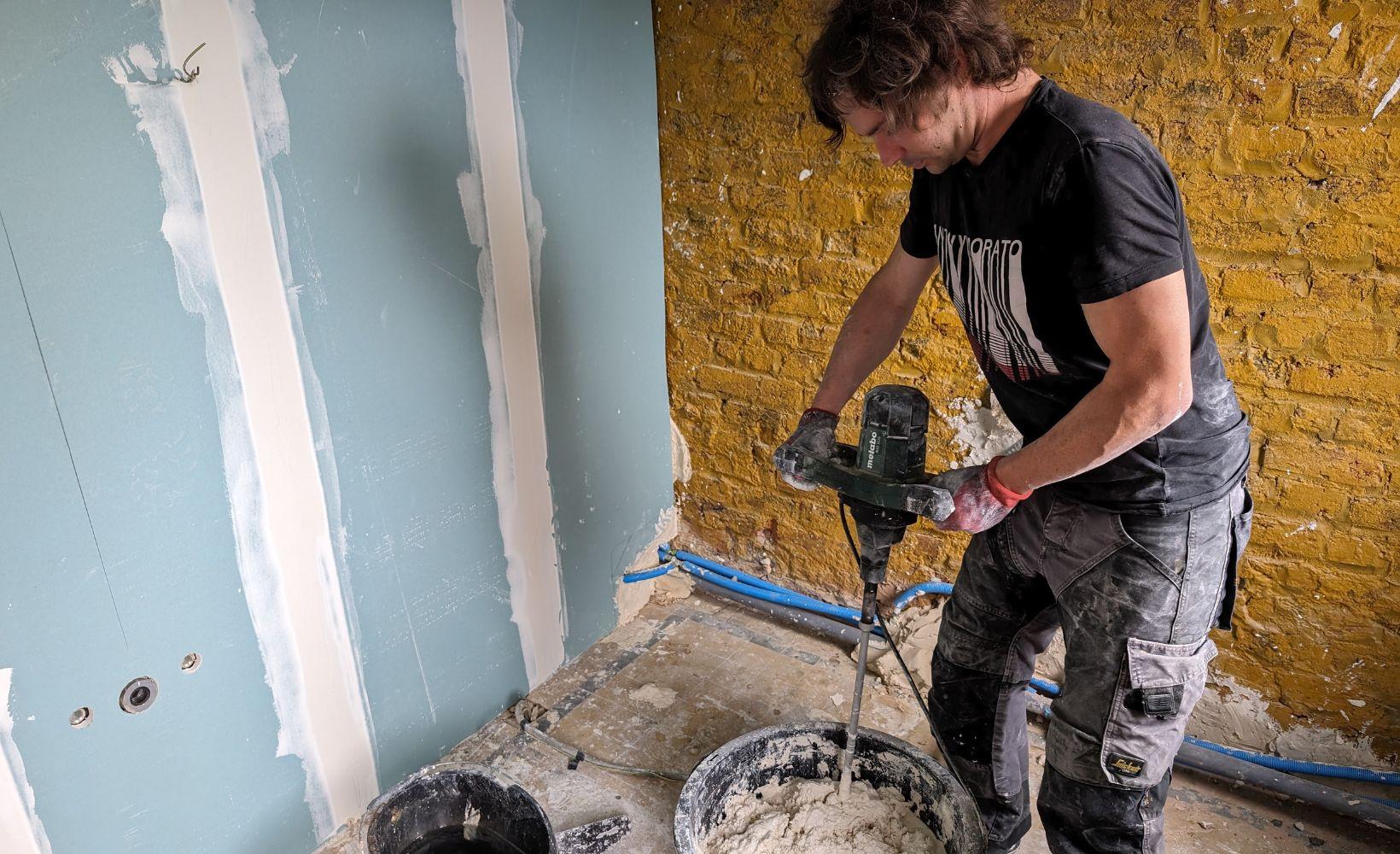 Preparation des murs en renovation salle de bain 1