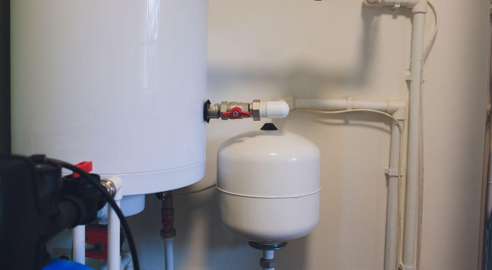 Économiser de l'eau avec un vase d'expansion sanitaire - Heat Me
